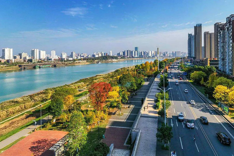 湘江風(fēng)光帶（湘江一橋-鳳嘴路口）清掃保潔服務(wù)項目